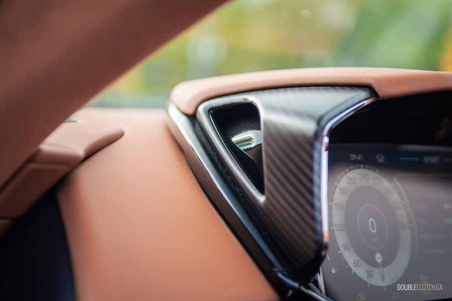 2025 Aston Martin Vantage Roadster