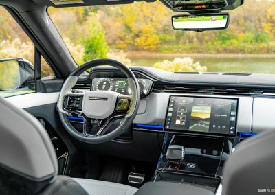 2025 Range Rover Sport SV interior