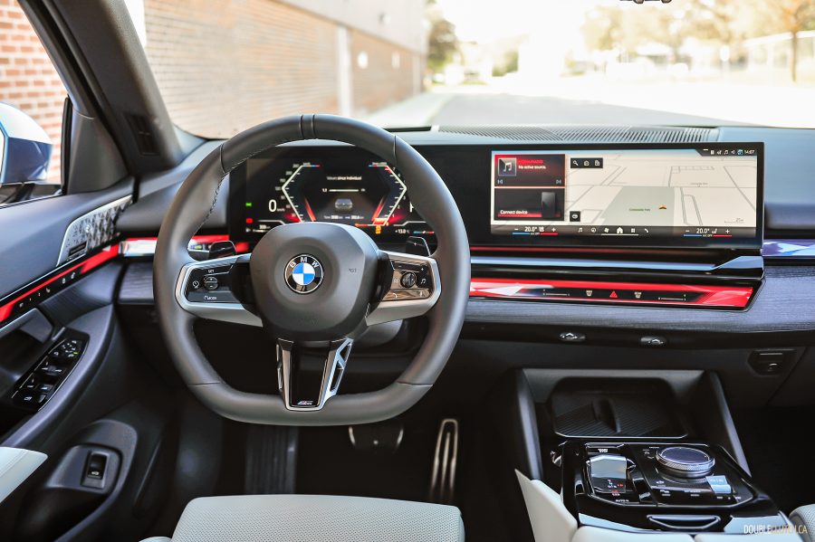 2025 BMW 540i Legacy Edition interior