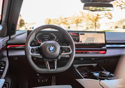 2025 BMW 540i Legacy Edition interior