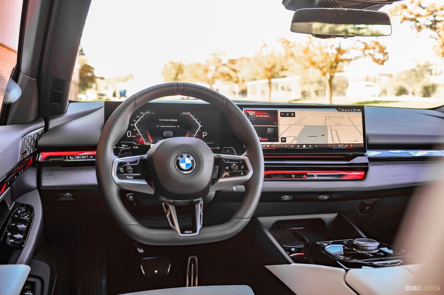 2025 BMW 540i Legacy Edition interior