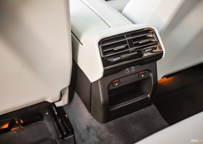 2025 BMW 540i Legacy Edition interior