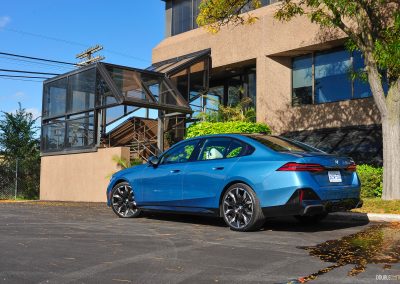 2025 BMW 540i Legacy Edition in Maldives Blue