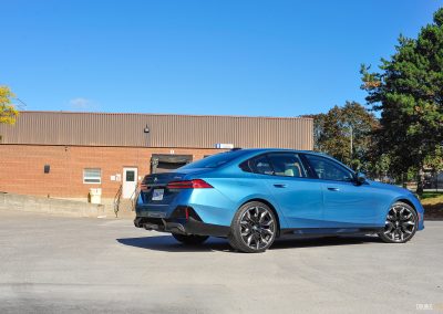 2025 BMW 540i Legacy Edition in Maldives Blue