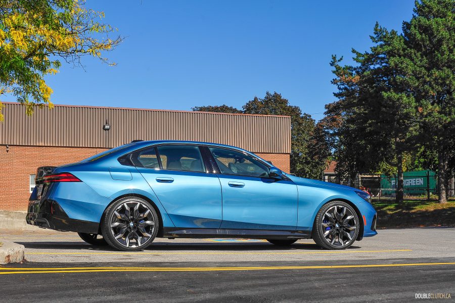 2025 BMW 540i Legacy Edition in Maldives Blue 