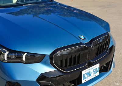 2025 BMW 540i Legacy Edition in Maldives Blue