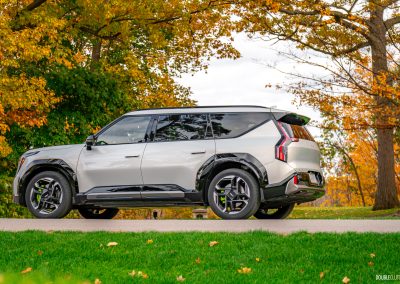 2026 Kia EV9 GT in Ivory Silver