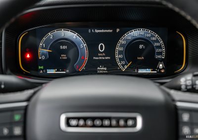 2025 Jeep Wagoneer Overland Edition interior