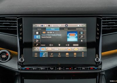 2025 Jeep Wagoneer Overland Edition interior