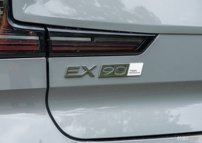 2025 Volvo EX90