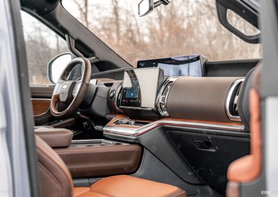 2025 Ford Expedition King Ranch interior in Mesa Del Rio leather