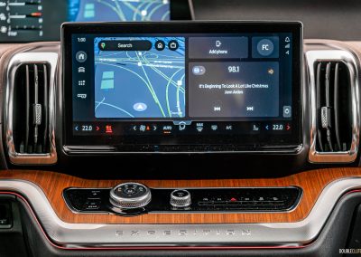 2025 Ford Expedition King Ranch interior in Mesa Del Rio leather