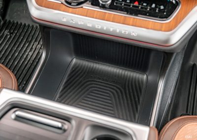 2025 Ford Expedition King Ranch interior in Mesa Del Rio leather