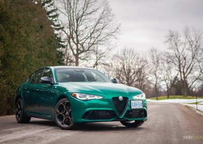 2025 Alfa Romeo Giulia Intensa in Verde Fangio green