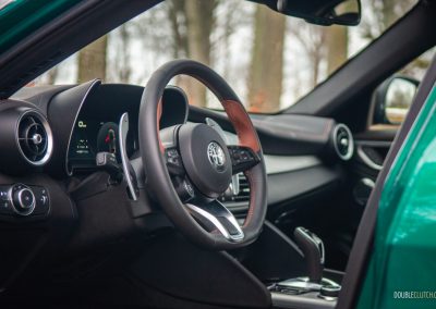 2025 Alfa Romeo Giulia Intensa interior